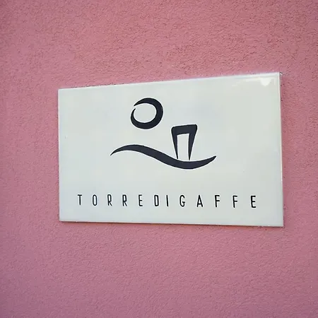 בית נופש Torredigaffe Home, Casa Nella Piazzetta Del Borgo A Due Passi Dal Mare