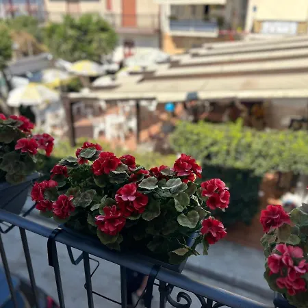 Torredigaffe Home, Casa Nella Piazzetta Del Borgo A Due Passi Dal Mare * Torre di Gaffe