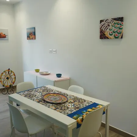Holiday home Torredigaffe Home, Casa Nella Piazzetta Del Borgo A Due Passi Dal Mare