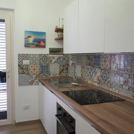 Torredigaffe Home, Casa Nella Piazzetta Del Borgo A Due Passi Dal Mare Holiday home Torre di Gaffe